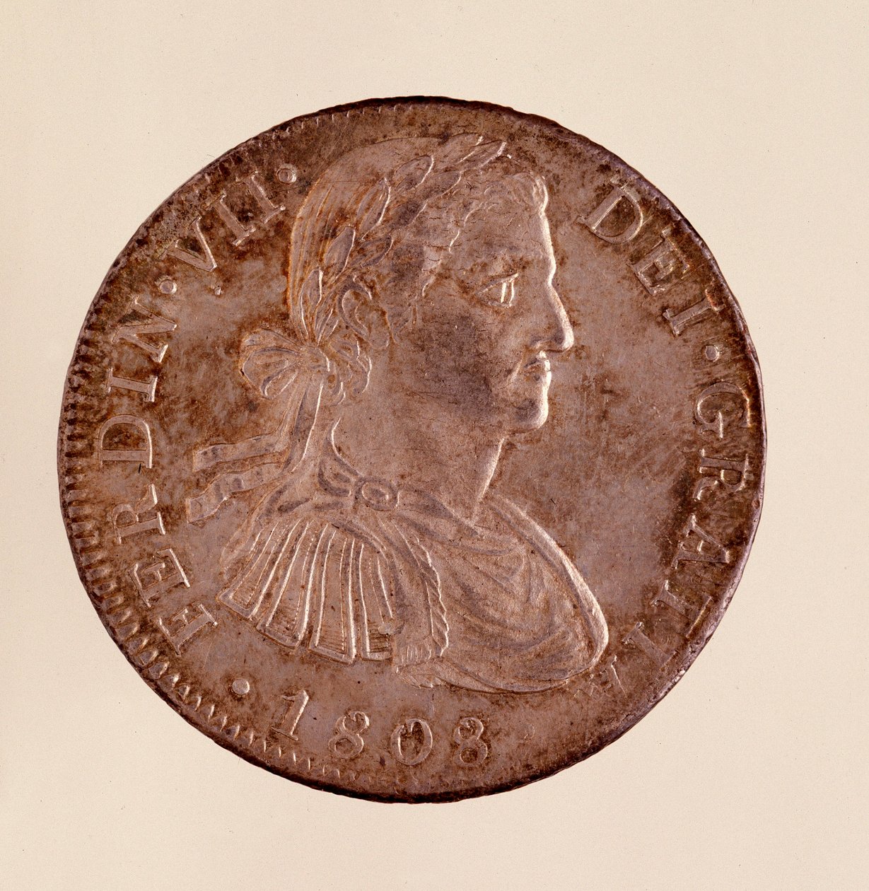 スペインの銀貨（8レアル）：フェルディナンド7世（フェルディナンド）の時代（1808-1833年）。1808年 直径3.9cm ナポリ、ムゼオ・アルケオロギコ 作： スペイン語学校