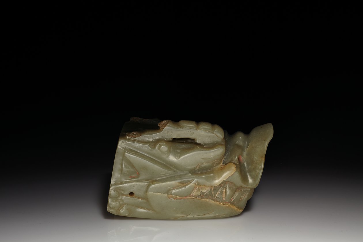 The Junkunc Jade Dragon Head (jade) 作： 唐王朝の中国語学校