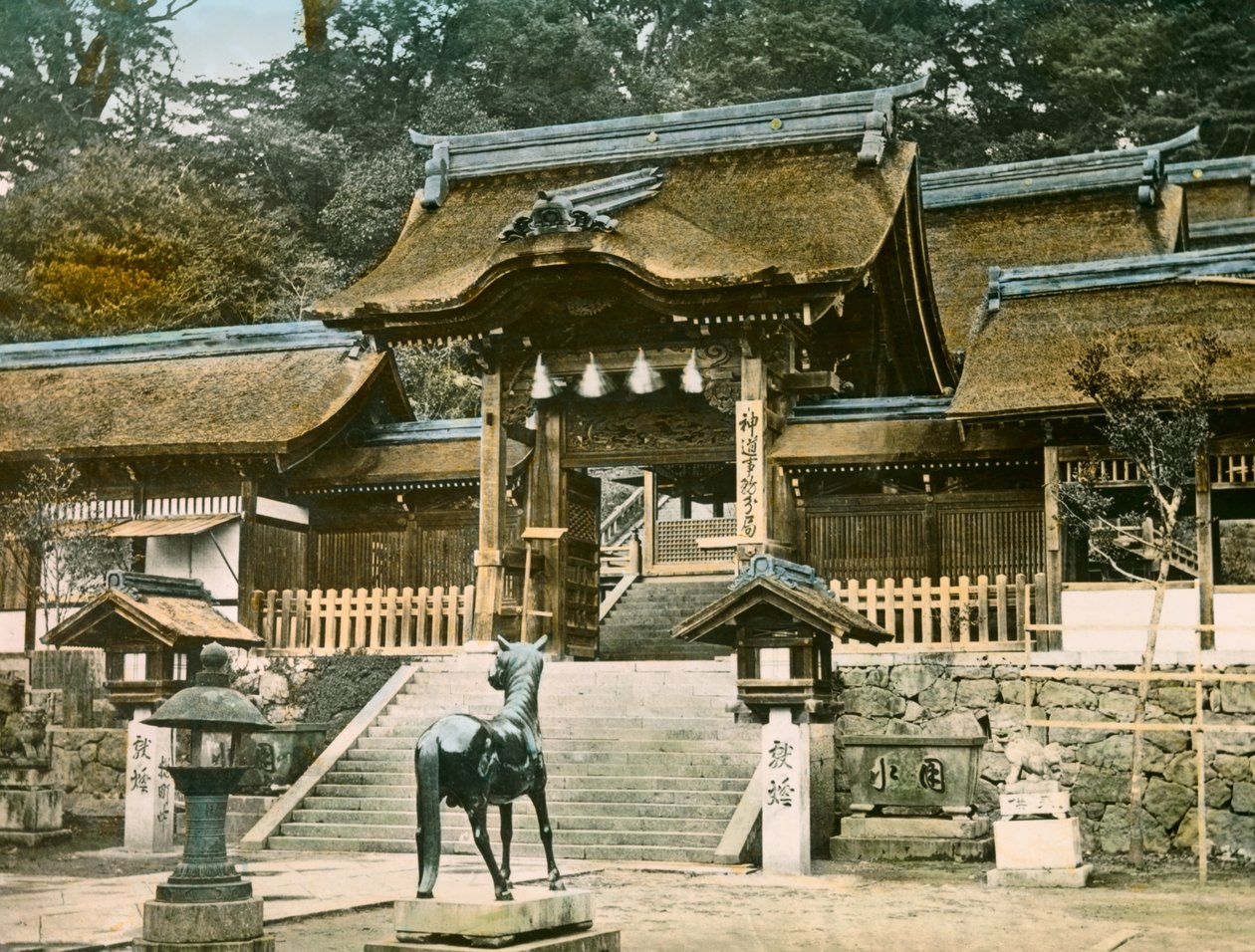 中世の寺社縁起と参詣/竹林舎/徳田和夫（単行本） 1900年～1915年頃、長崎の諏訪神社（大沢）の風景（写真）