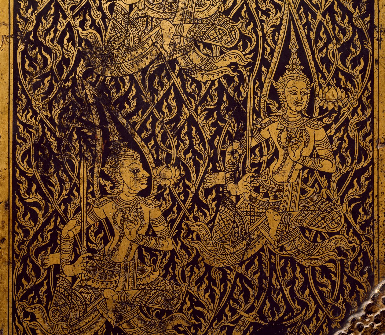 写経用たんす タイ・バンコク出土 木彫・漆塗り 詳細 タイ文明時代 19世紀初頭 作： タイの学校