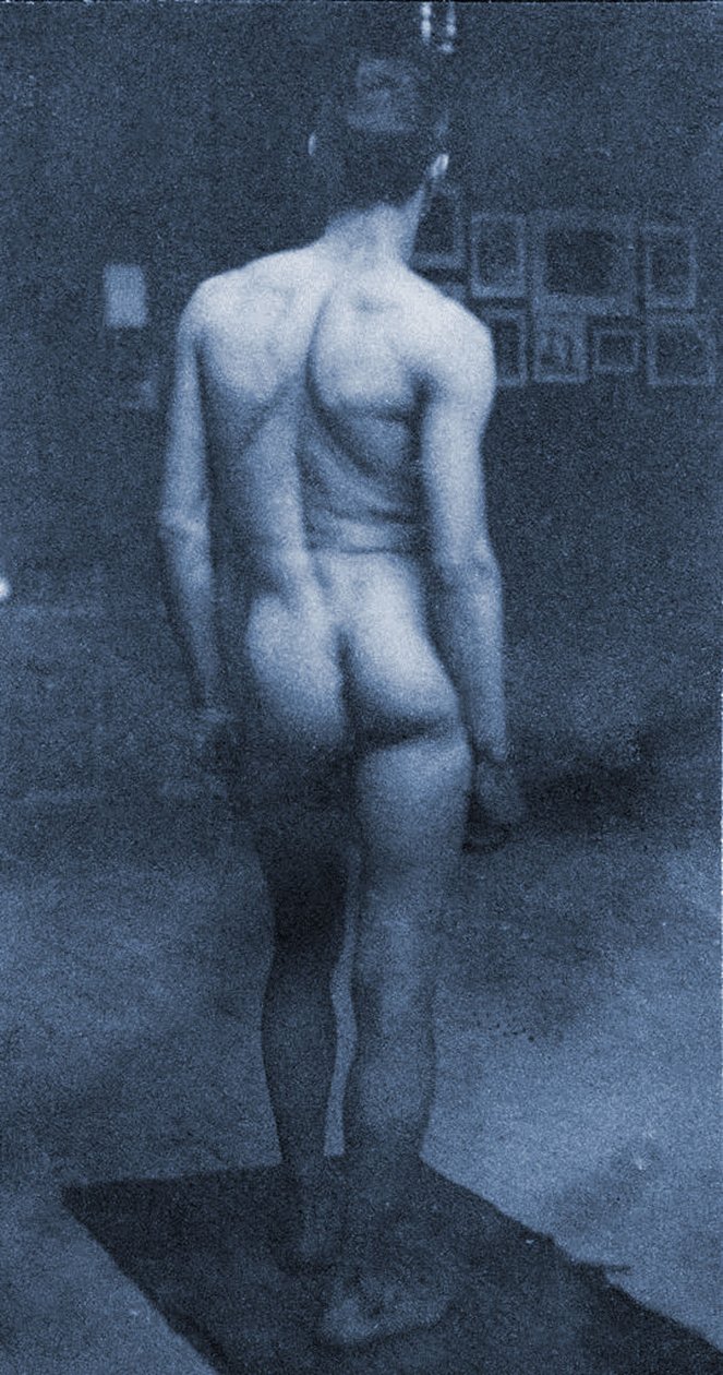 イーキンのスタジオでのサミュエルマレーのヌードポートレート、1890年（cyanotype） 作： トーマス・イーキンズ