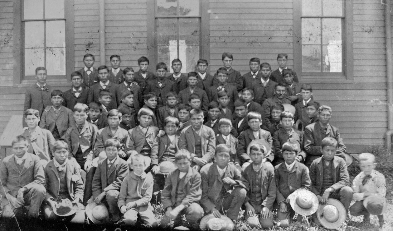 ダコタインディアンミッションスクール、1880〜1900年頃 作： トーマス・ローレンス