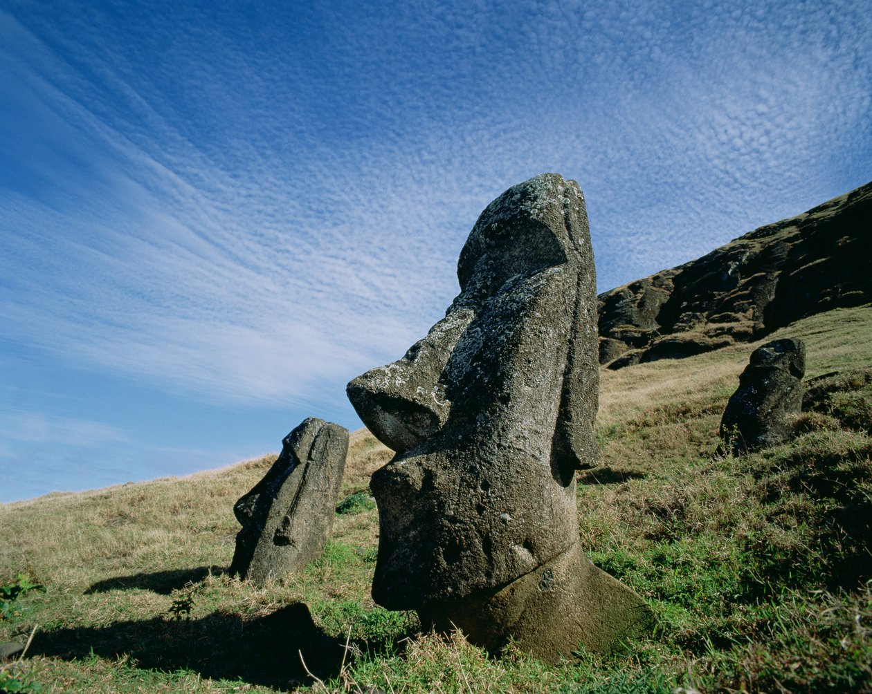 Rano Raraku Quarryのモノリシックな彫像、c.1000-1600 作： 不明不明