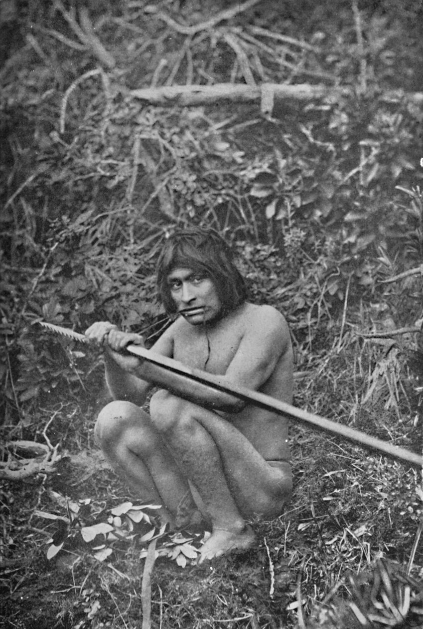 ハープーンの頭をシャフトに取り付けるヤガン、1911 作： 不明