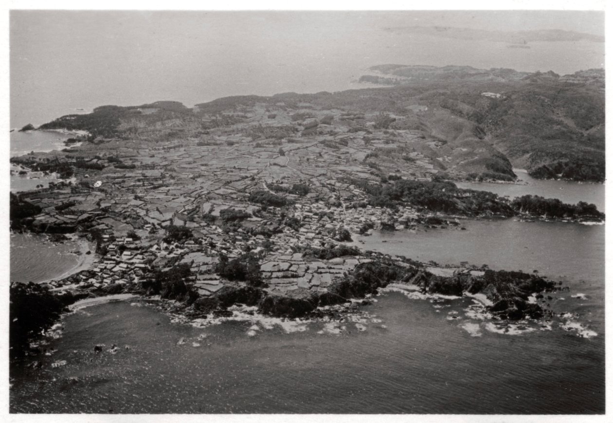 ツェッペリンからの日本の荻野浜の航空写真、1929 1933 作： 不明