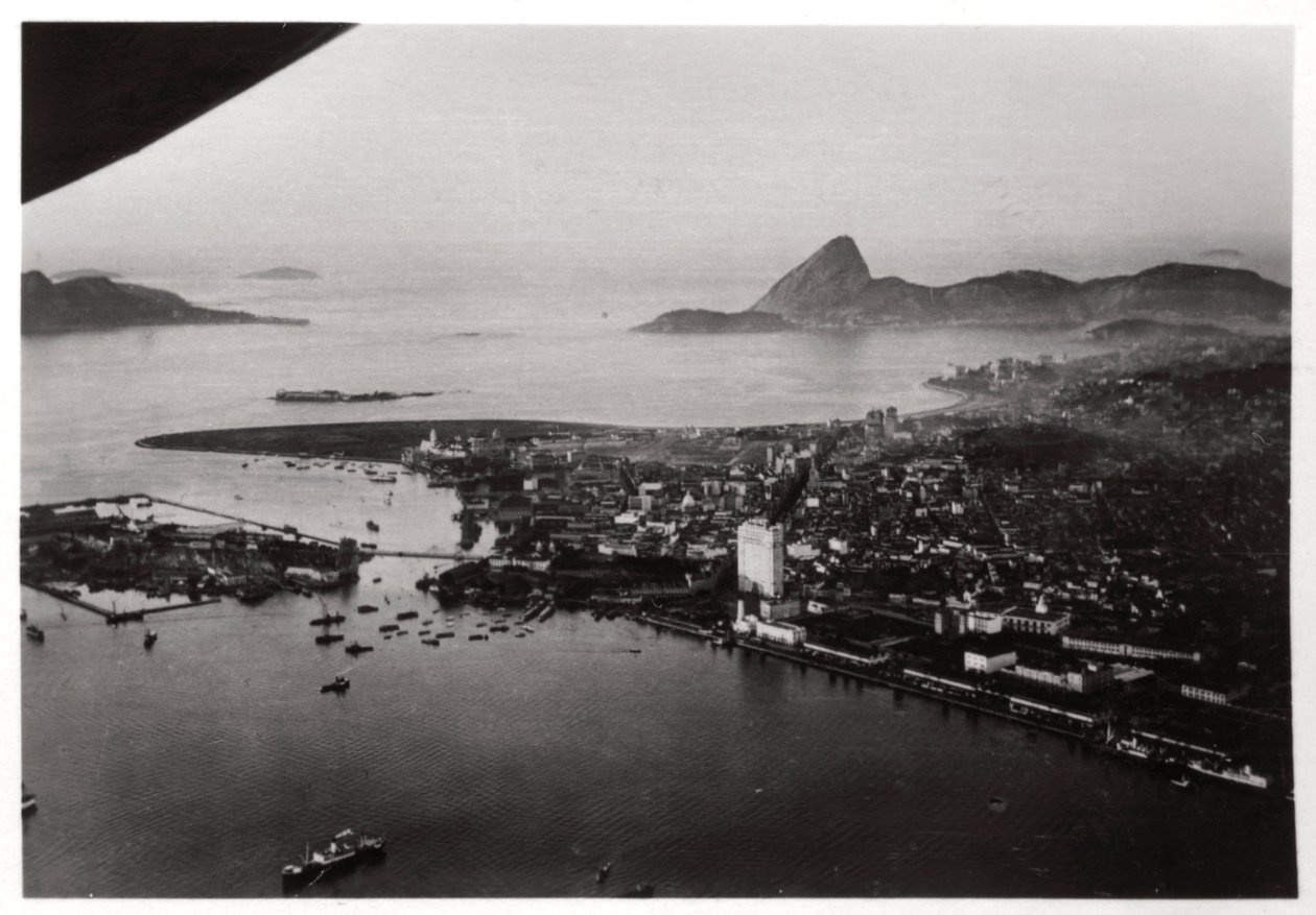 1930年にツェッペリンから見たブラジル、リオデジャネイロの航空写真、1933年 作： 不明