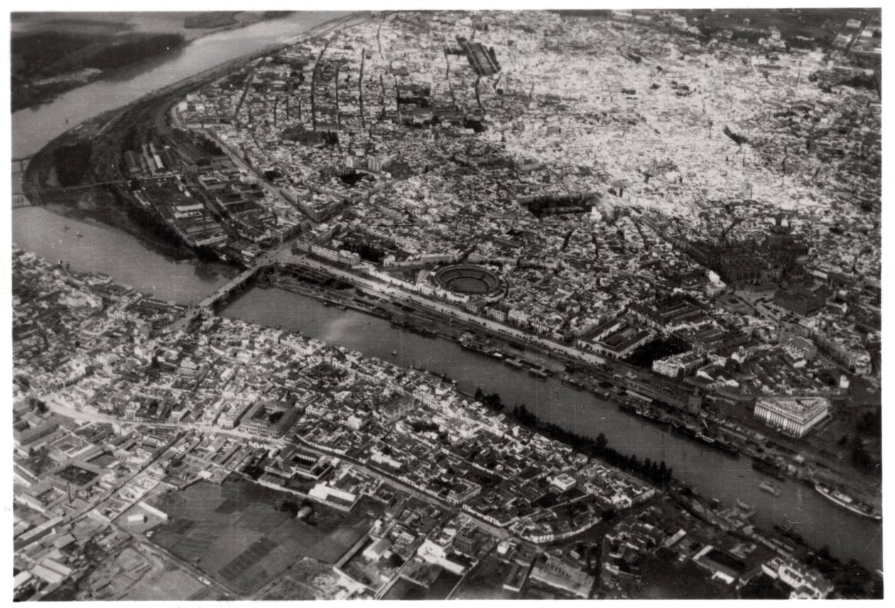 ツェッペリンからのスペイン、セビリアの航空写真、1929 1933 作： 不明