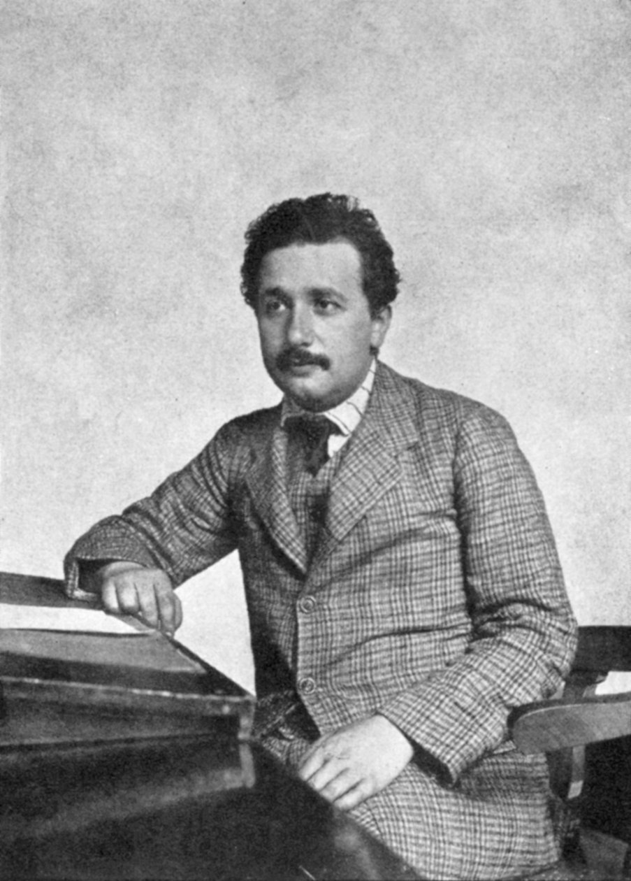 アルバートアインシュタイン1879〜1955年、ドイツスイスの数学者および理論物理学者、1905年 作： 不明