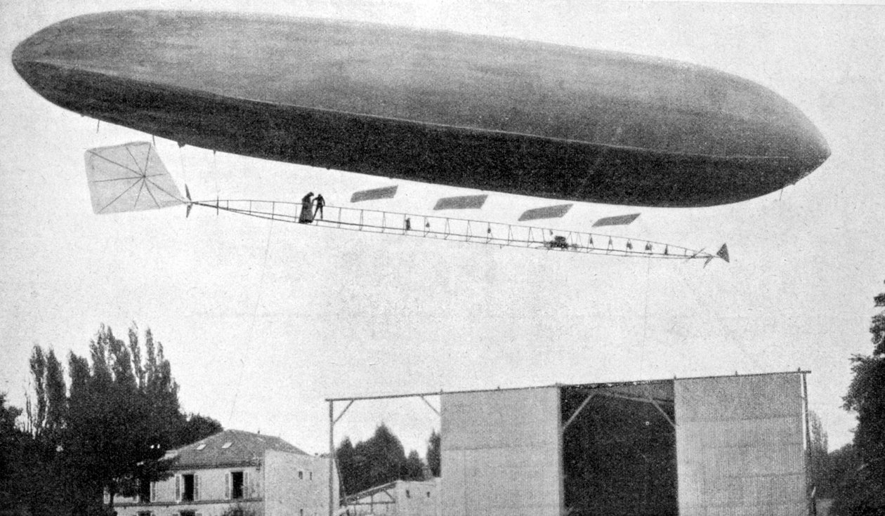 1903年に飛行船10番を飛行するアルベルトサントスデュモン