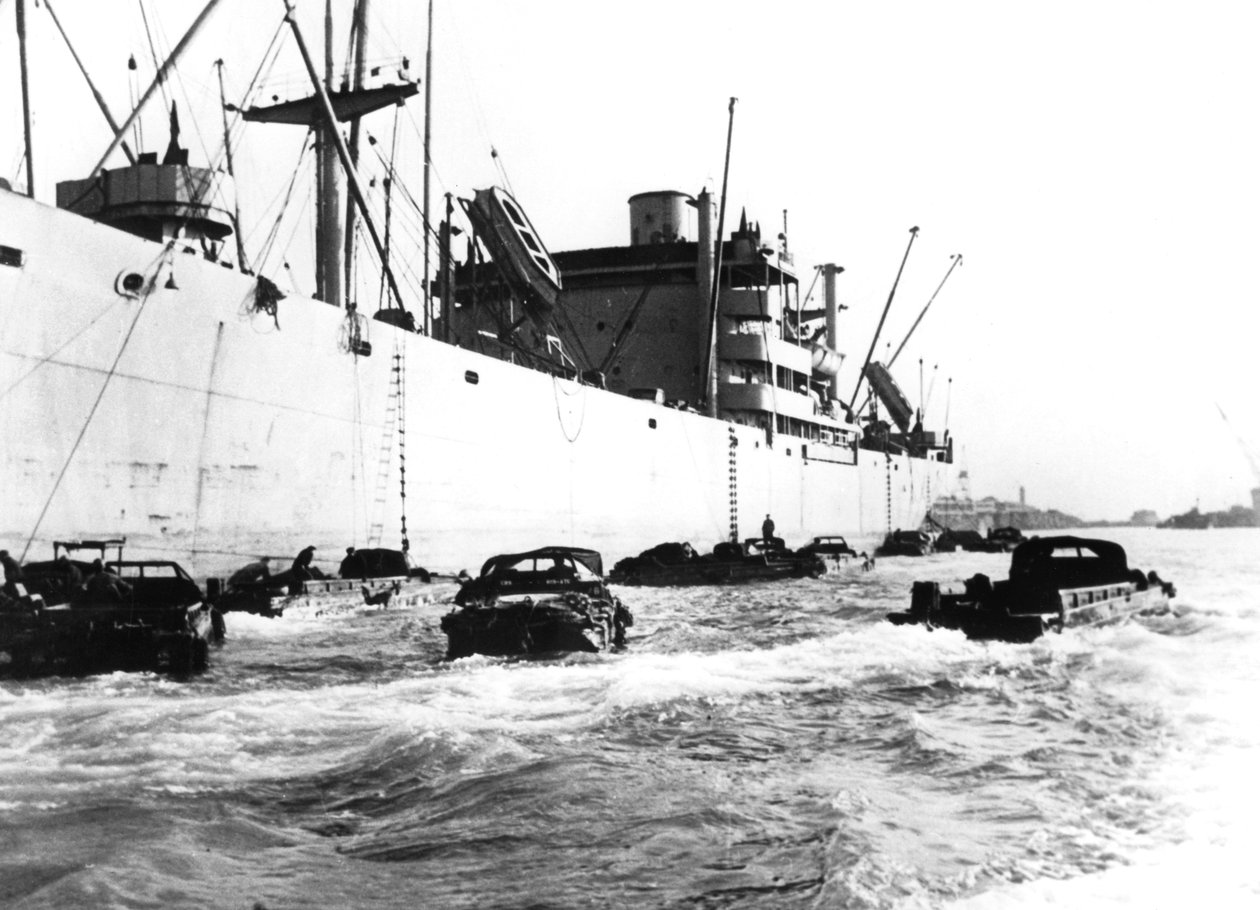 アメリカの水陸両用車、ルアーブル、フランス、1944 作： 不明