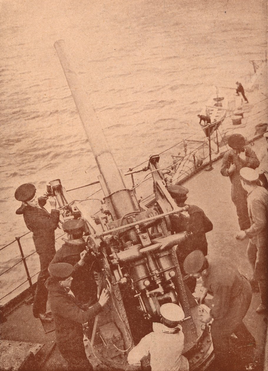 イギリスの戦艦で活躍中の対空砲、c1917 1919 作： 不明