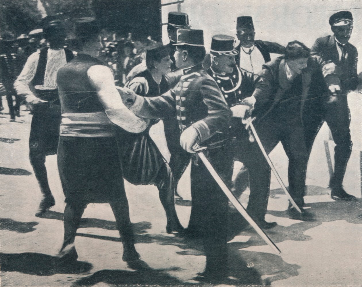 Gavrilo Principの逮捕、1914年の大公Franz Ferdinandの暗殺者 作： 不明