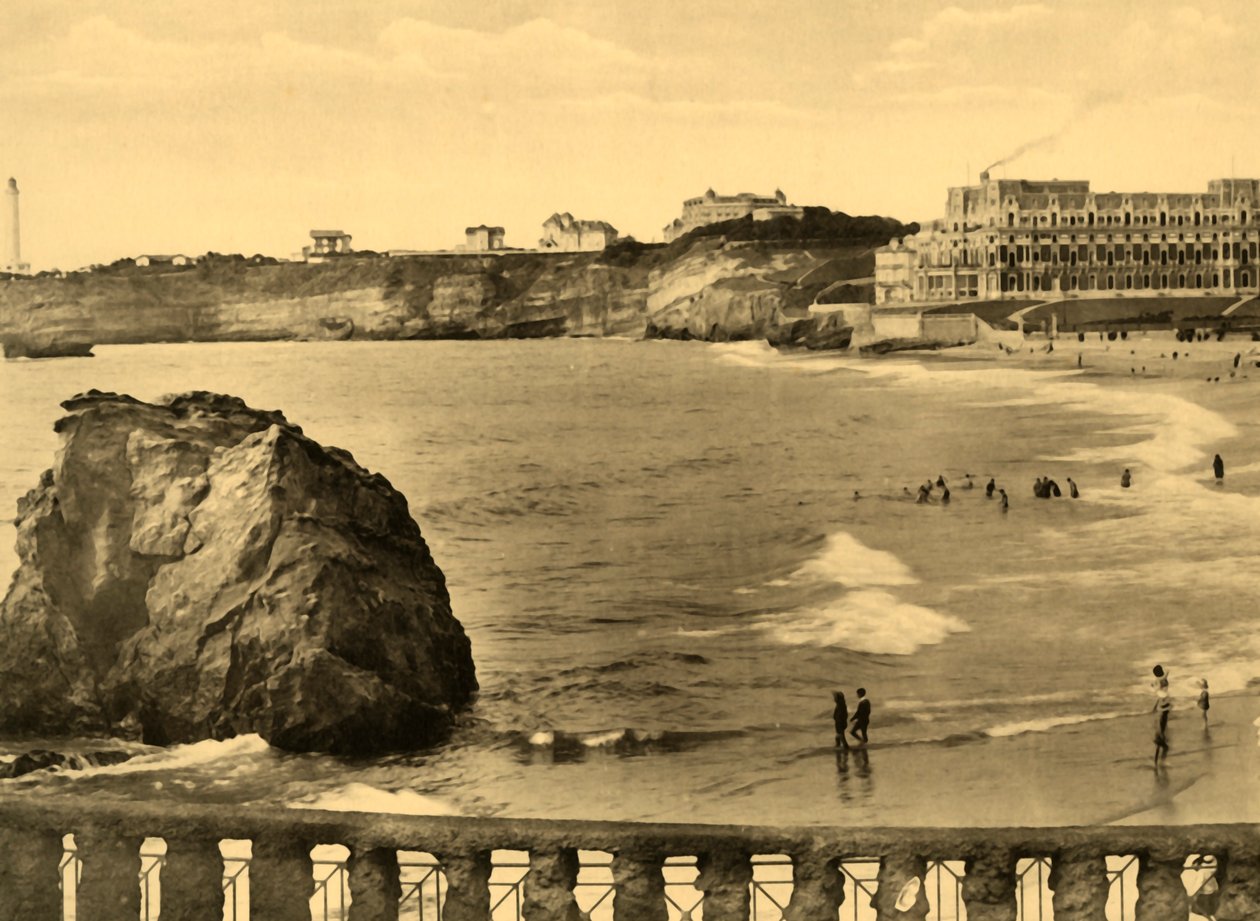 ビアリッツ-Hotel du Palais et la Baie、c1930。 作： 不明