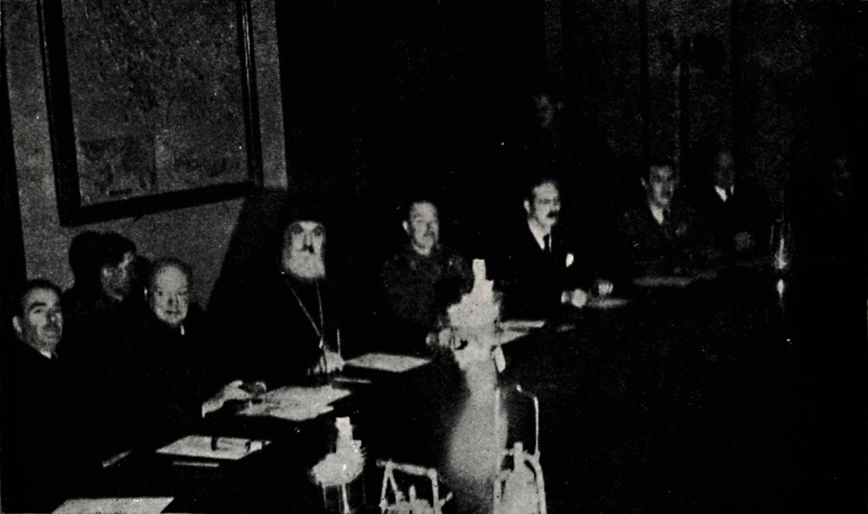 1944年、1945年のクリスマスの日、イギリスとギリシャの大臣がアテネで協議します。 作： 不明
