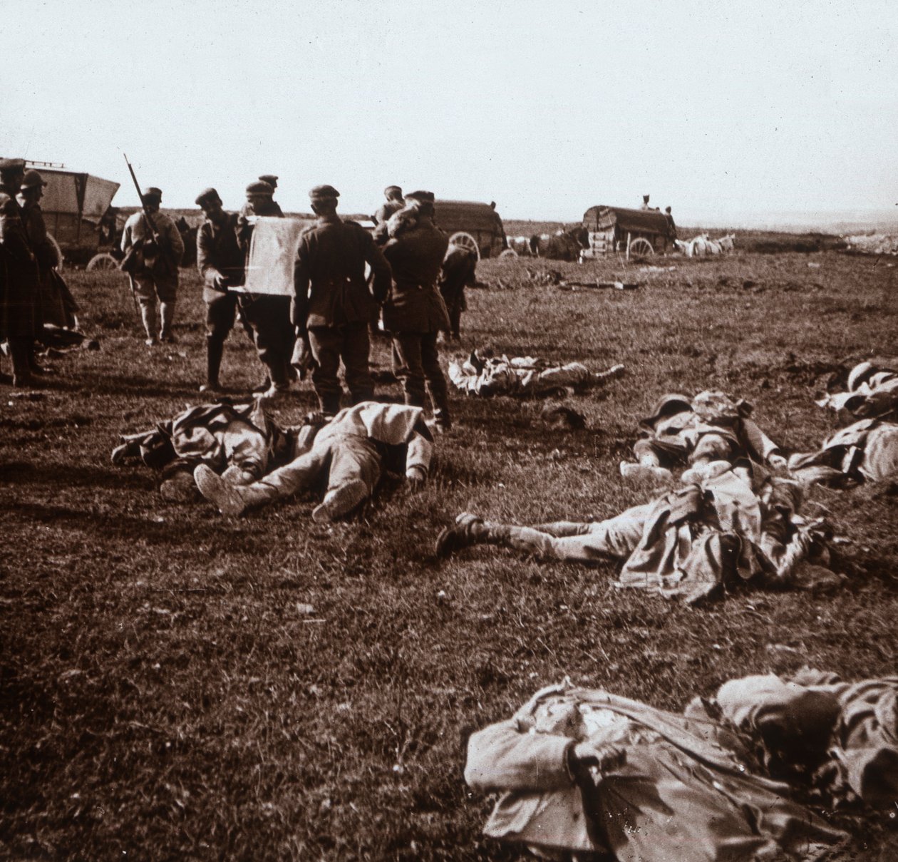 埋葬組織、サントマリーアピュ、フランス北部、c1914-c1918 作： 不明