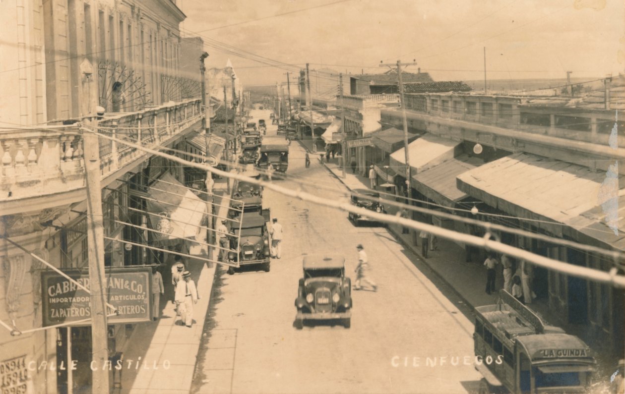 Castillo Street、シエンフエーゴス、キューバ、c1900 作： 不明