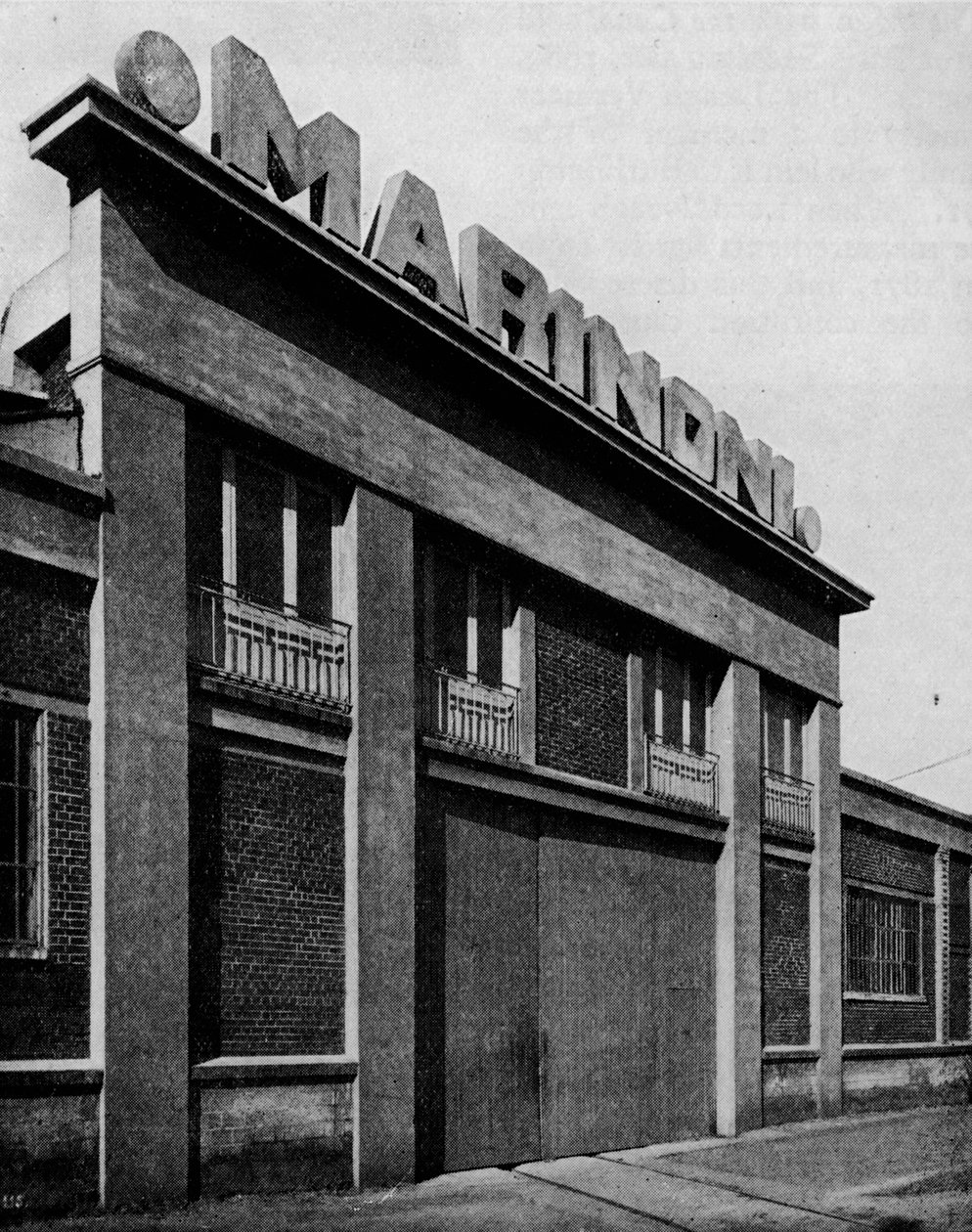 アトリエマリノーニのファサード、モンタテールオワーズの建築家、ペレフレール、c1928 作： 不明