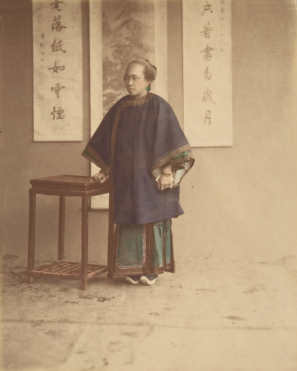 タウンシップウーマン、1870年代。 作： 不明