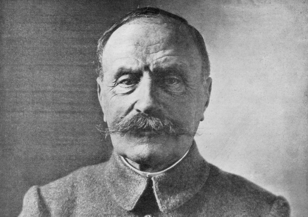 1918年3月26日、第一次世界大戦でフランスの将軍であり連合国の最高司令官であったフェルディナンドフォッシュ 作： 不明
