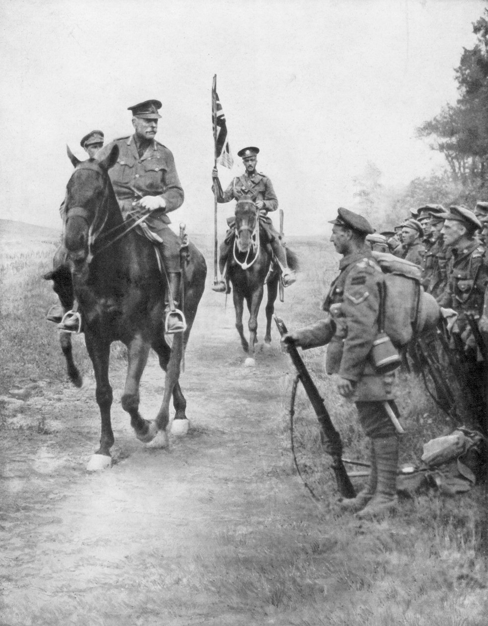 1926年8月31日、Drocourt-Queant、カナダ軍の査察を行うダグラスハイグ元帥 作： 不明