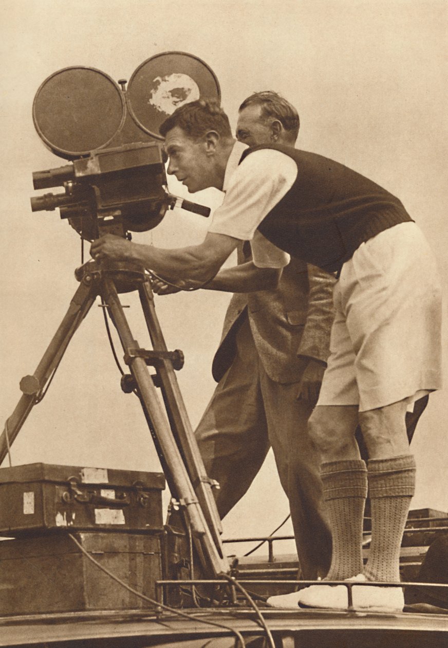映画制作者-1927年に少年のために毎年開催されているキャンプの1つで映画の記録を作成 作： 不明