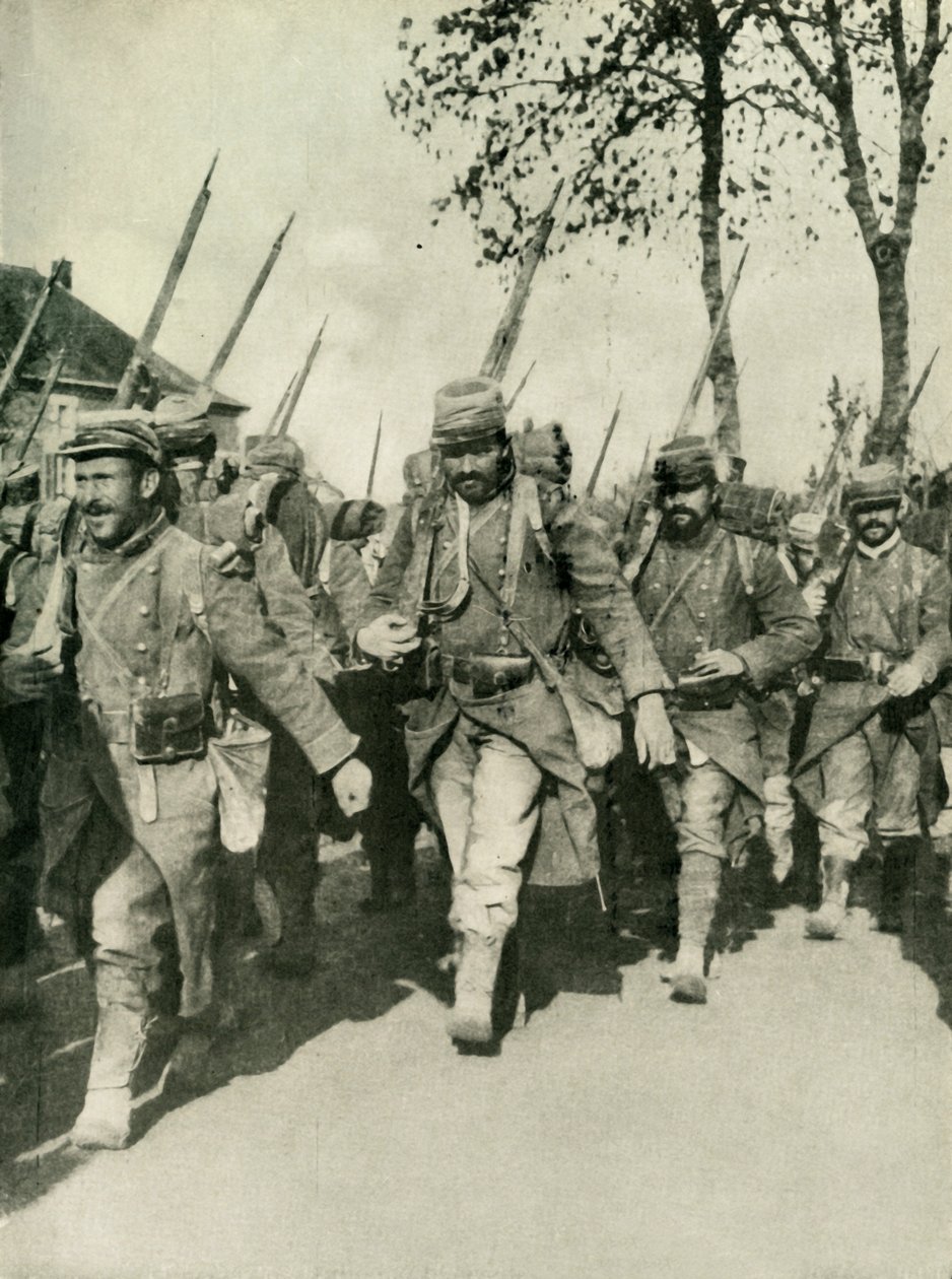 行進中のフランス軍、第一次世界大戦、1914-1918、c1920。 作： 不明