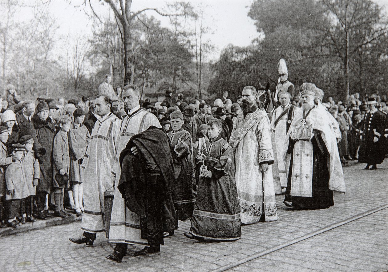 1928年10月19日、ロシアのロスキレ、ロシアのツァリナマリアフョードロヴナの葬儀 作： 不明