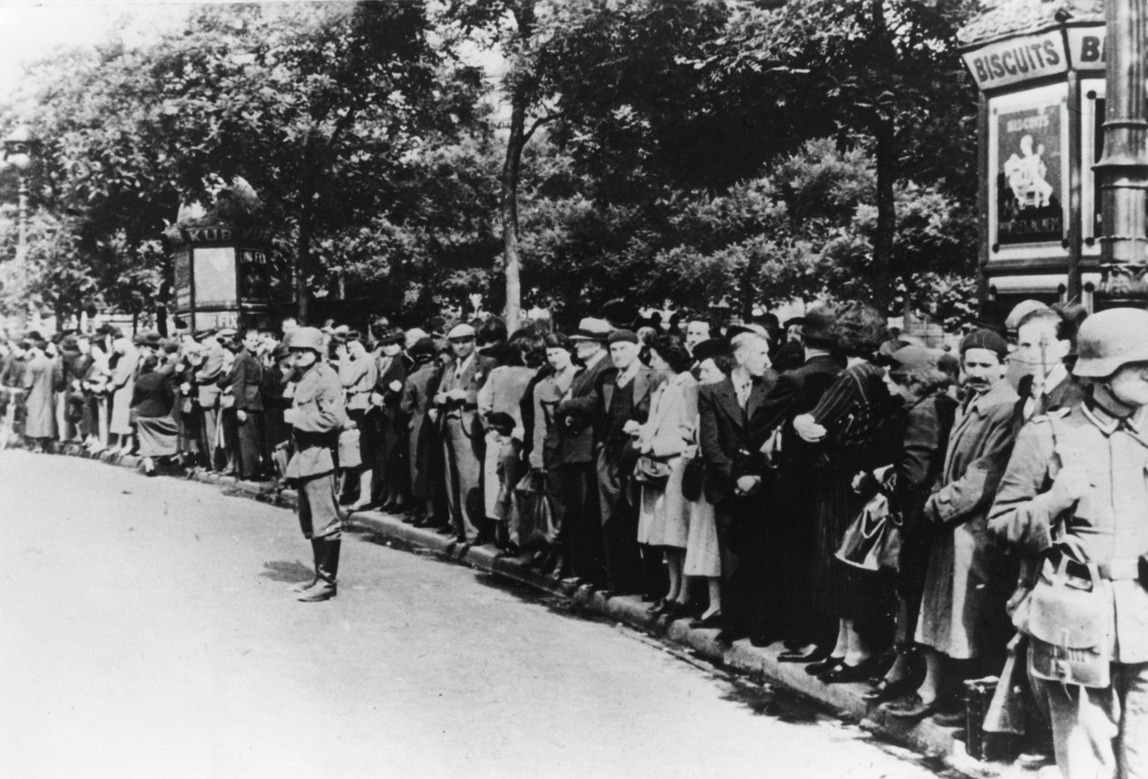 1940年6月14日、ドイツのパリ占領 | 不明