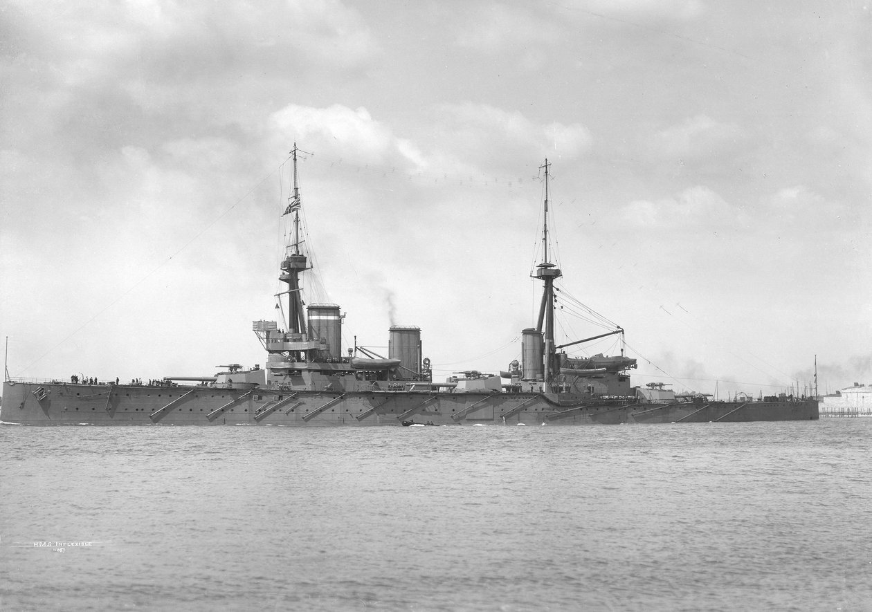 HMS Inflexible 作： 不明