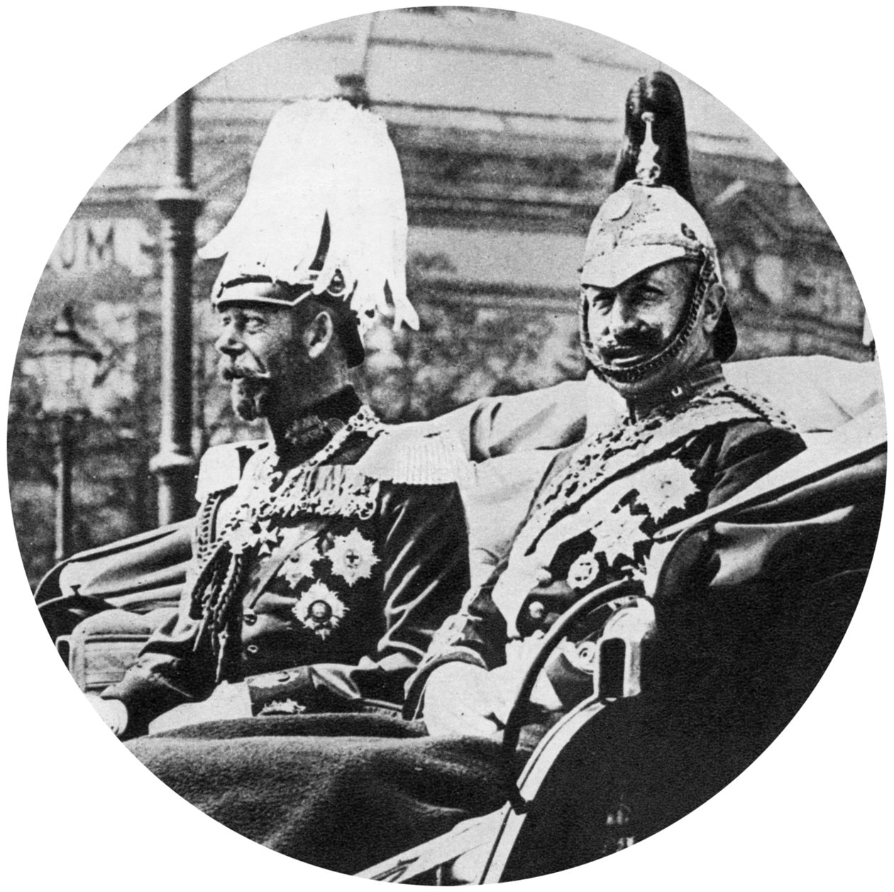 イギリスのジョージ5世とドイツのカイザー、ベルリン、1913 作： 不明