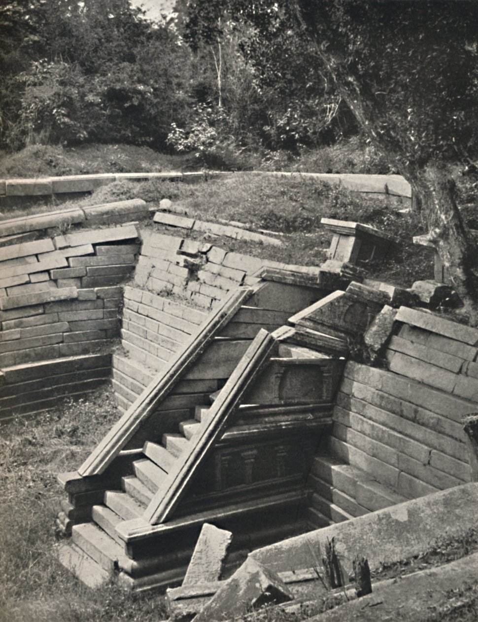 Kuttam Pokuma Die zwei Badeteicheアヌラーダプラ、1926 作： 不明