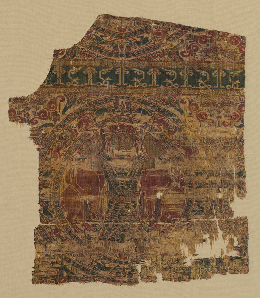 セントバーナードカルボのダルマティック作家、1200-1243年のライオン絞殺者のランパース。 作： 不明
