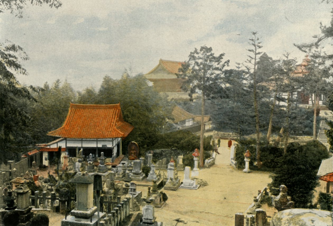Le Cimetiere Kurodani a Kioto、Tombes Sculptees、Kurodani墓地の墓石、京都、1900年。 作： 不明