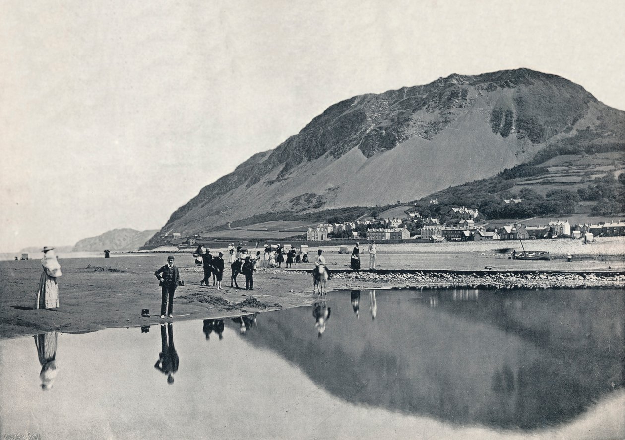Llanfairechan-村とペンマインマー山、1895 作： 不明