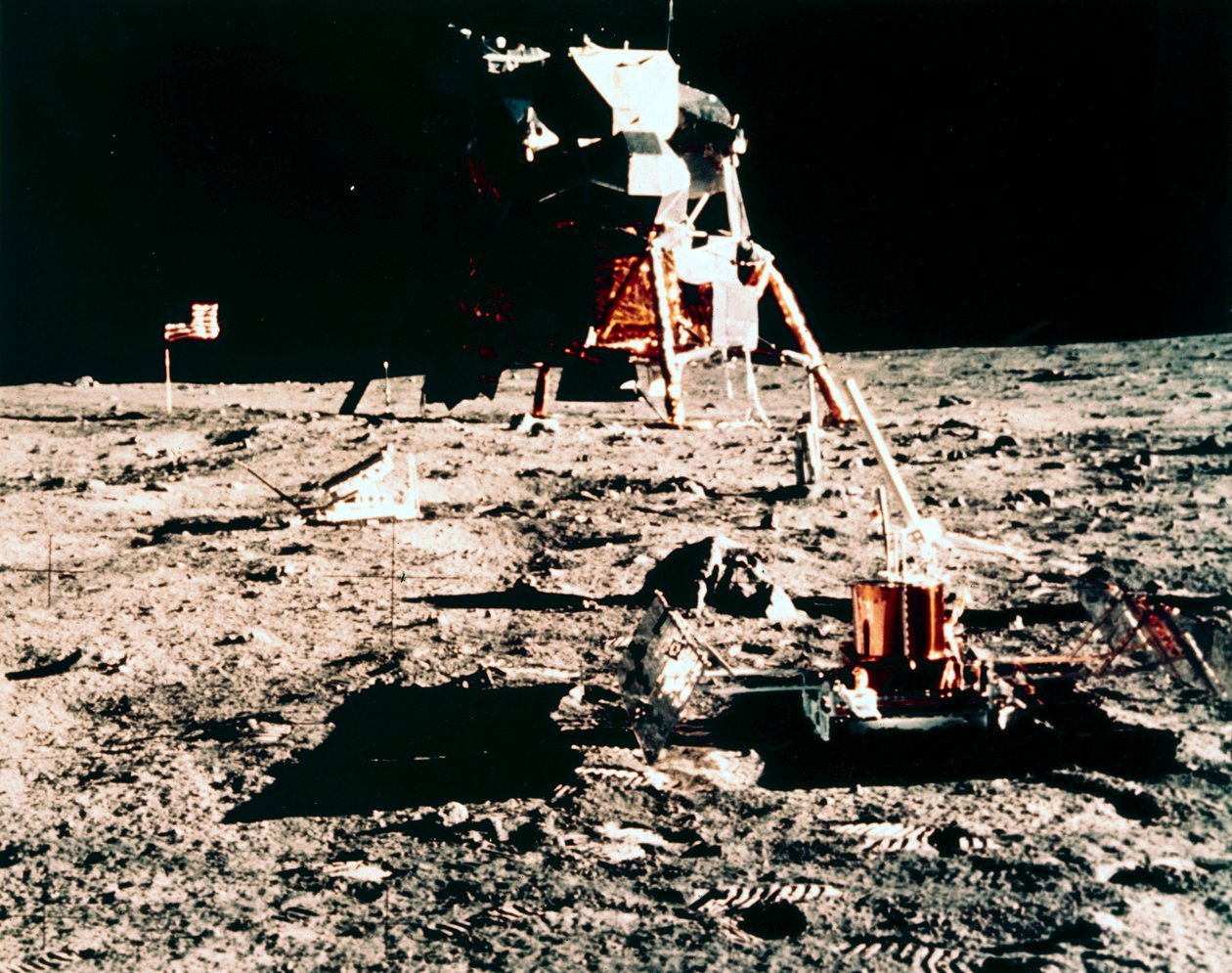 有人宇宙飛行、アメリカ、アポロ11号 アポロ11号の月面実験 作： 不明