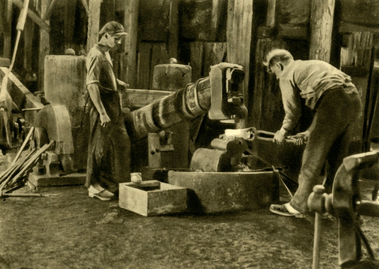 金属細工師、シュタイアーマルク州、オーストリア、c1935。 作： 不明
