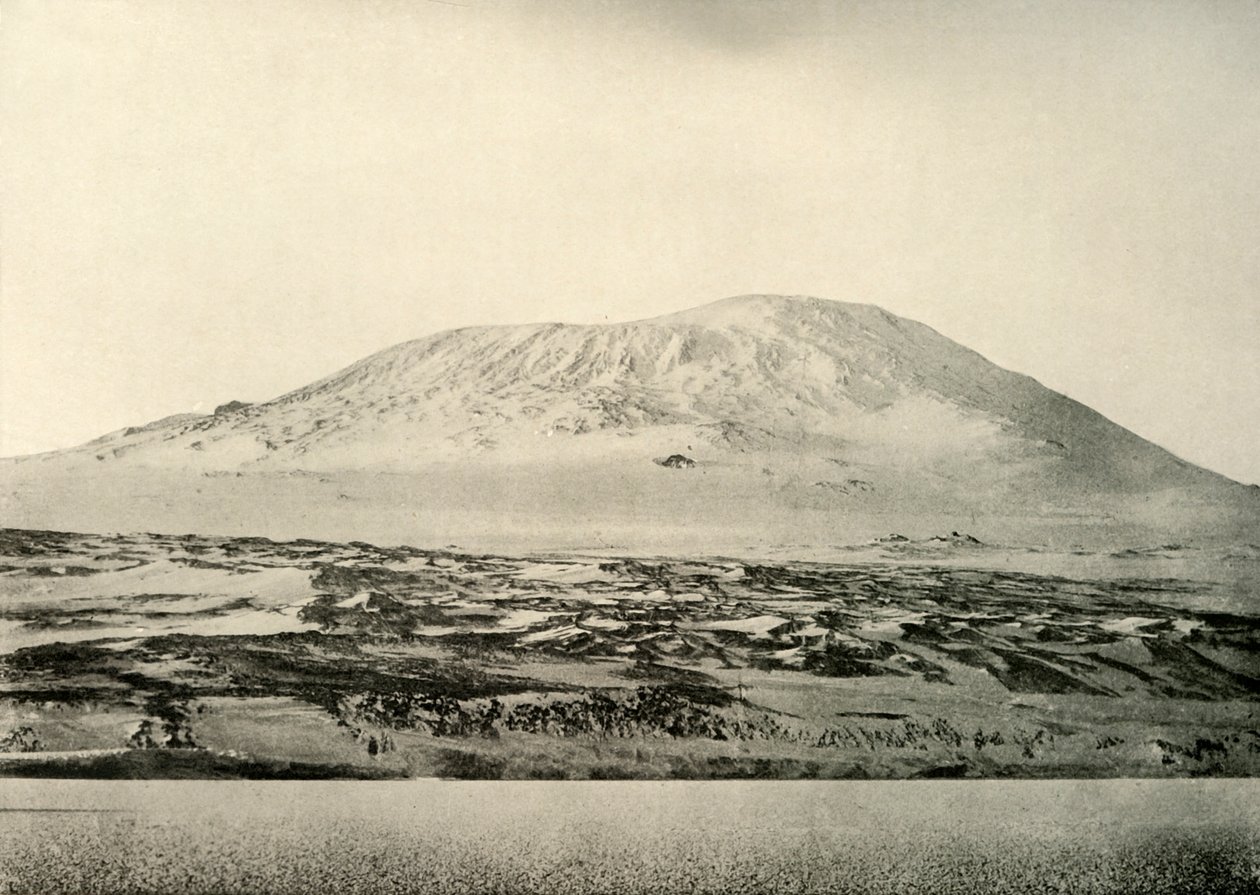 エレバス山...左側の古いクレーター、c1908、1909。 作： 不明