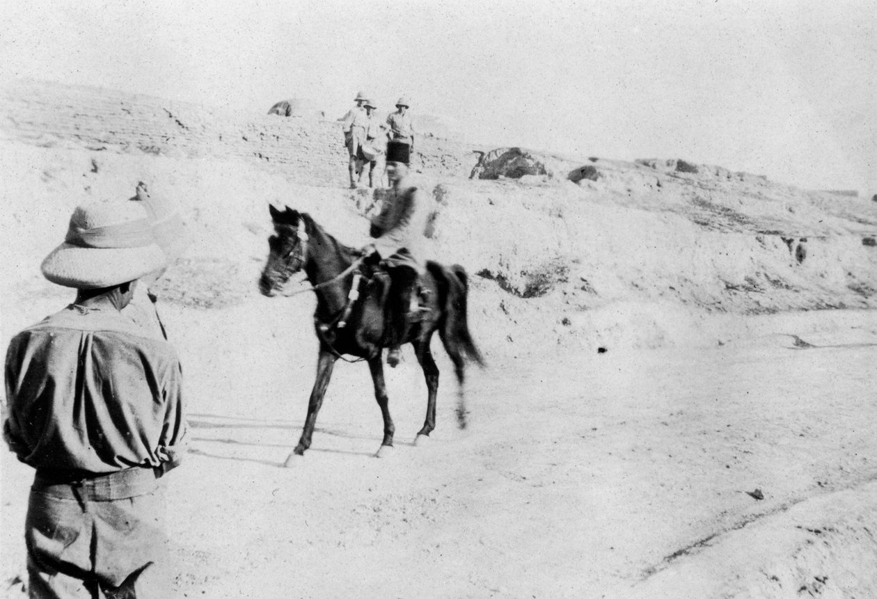 マウントトルコの将校、モスル、メソポタミア、第一次世界大戦、1918年 作： 不明