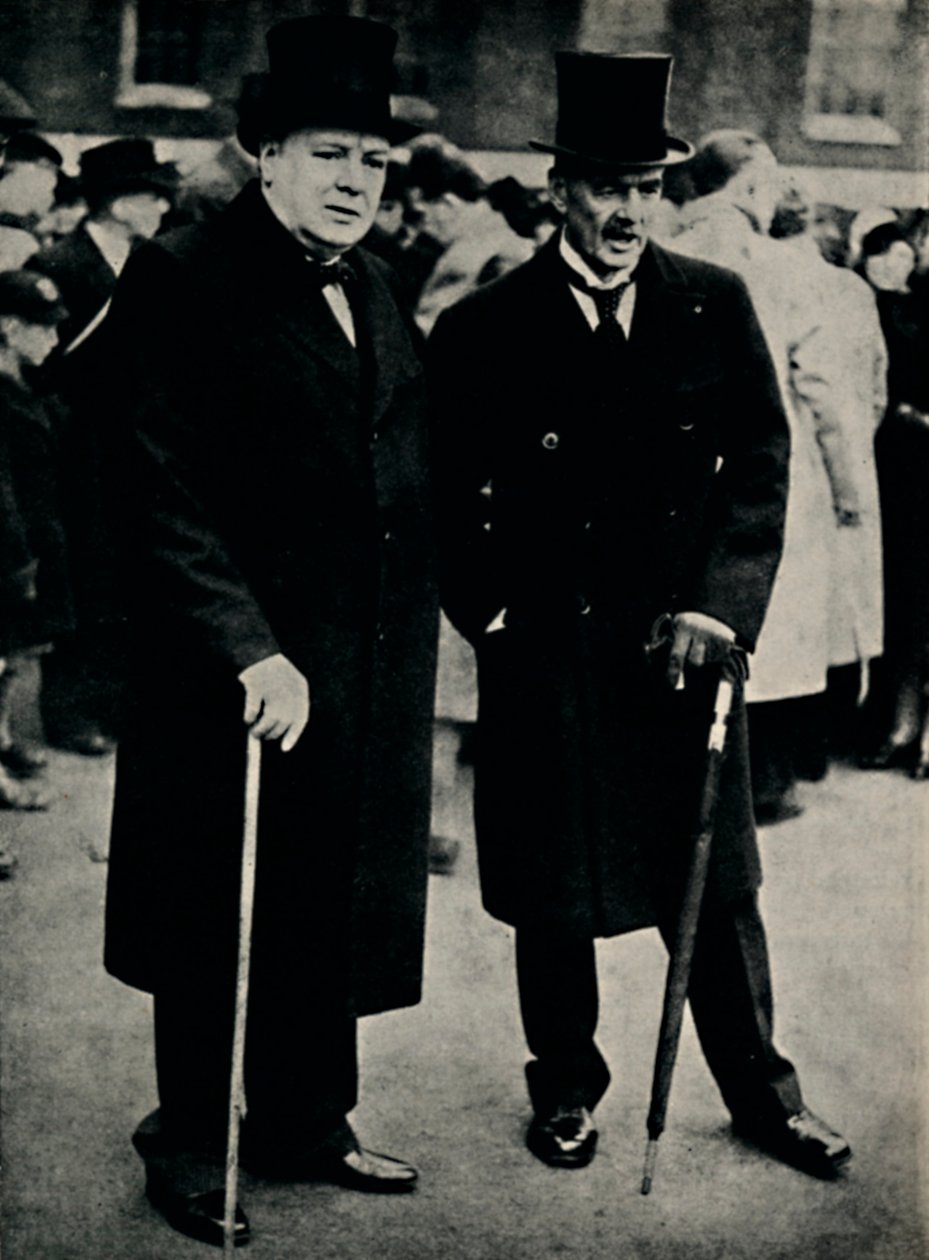 チェンバレン氏とチャーチル氏、1940年2月23日、1945年。 作： 不明