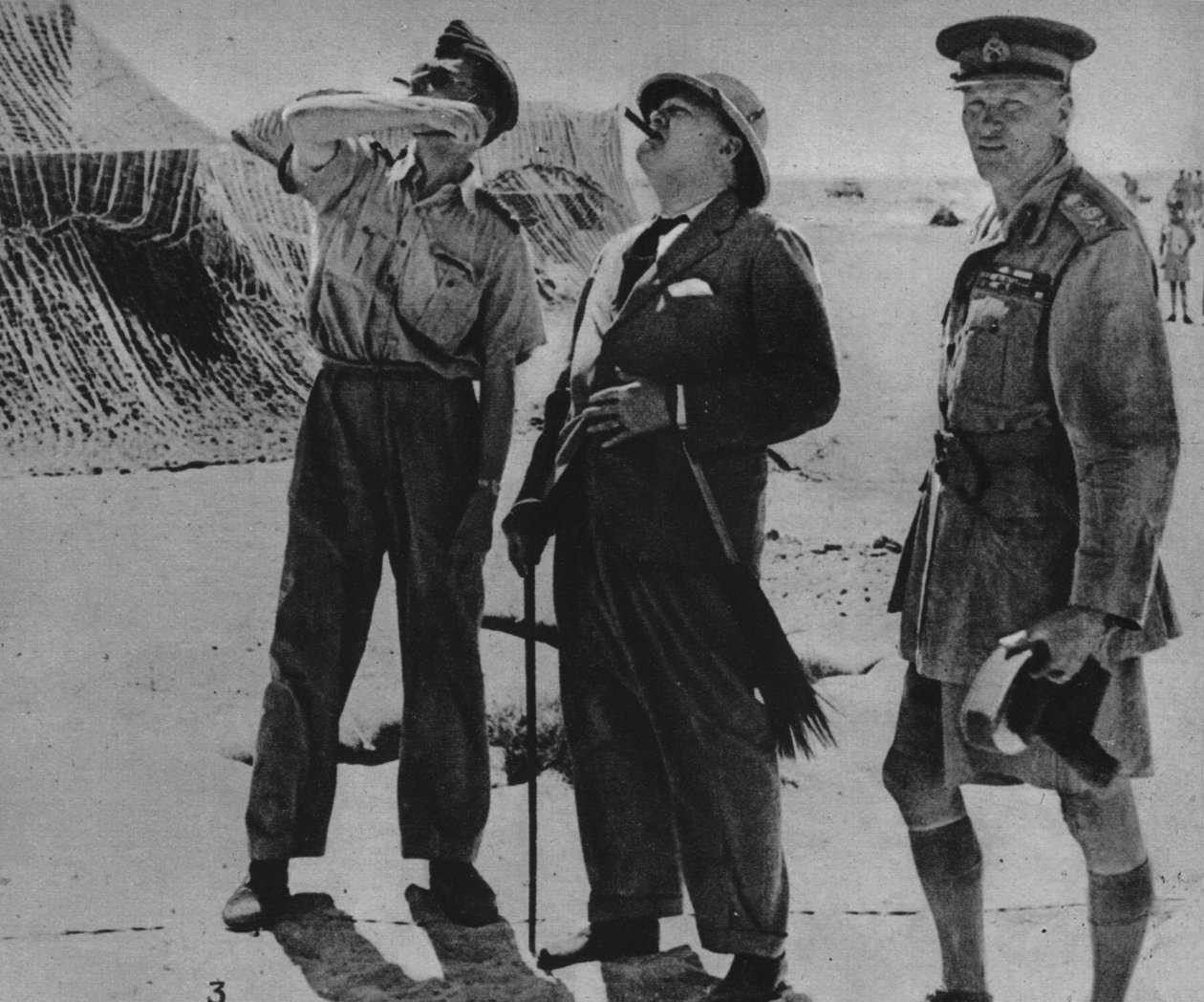 チャーチル氏とA.テダー卿、オーチンレック将軍、1942年 作： 不明
