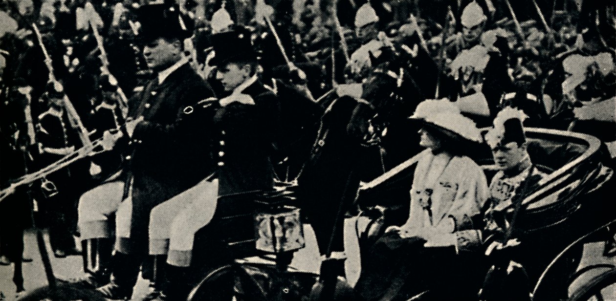 1945年6月22日、1945年の新統治の開会式。 作： 不明