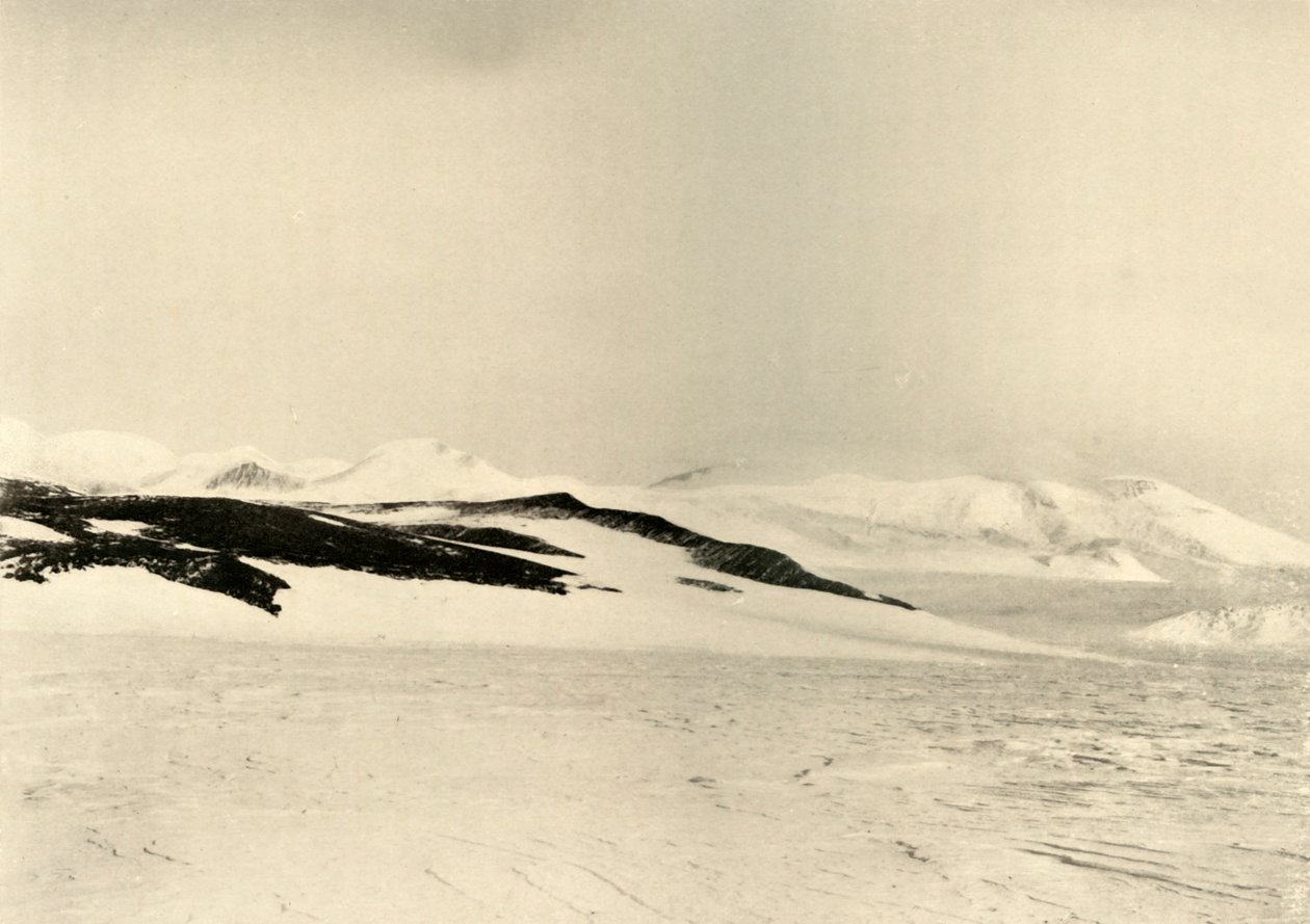 クイーンアレクサンドラ山脈の一部1500フィート氷河上、c1908、1909。 作： 不明