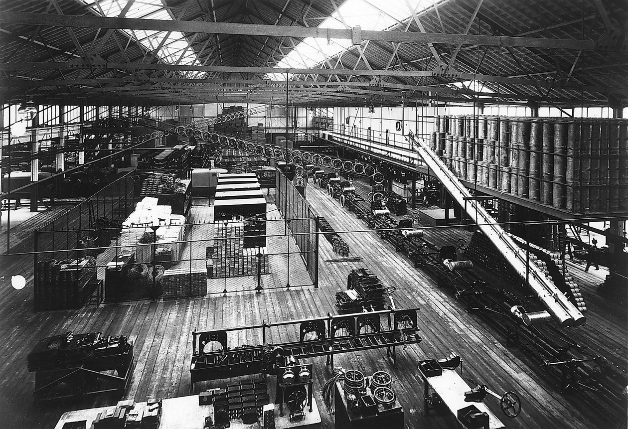 米国ミシガン州デトロイトのフォードハイランドパーク工場の生産ラインの一部、c1914 作： 不明