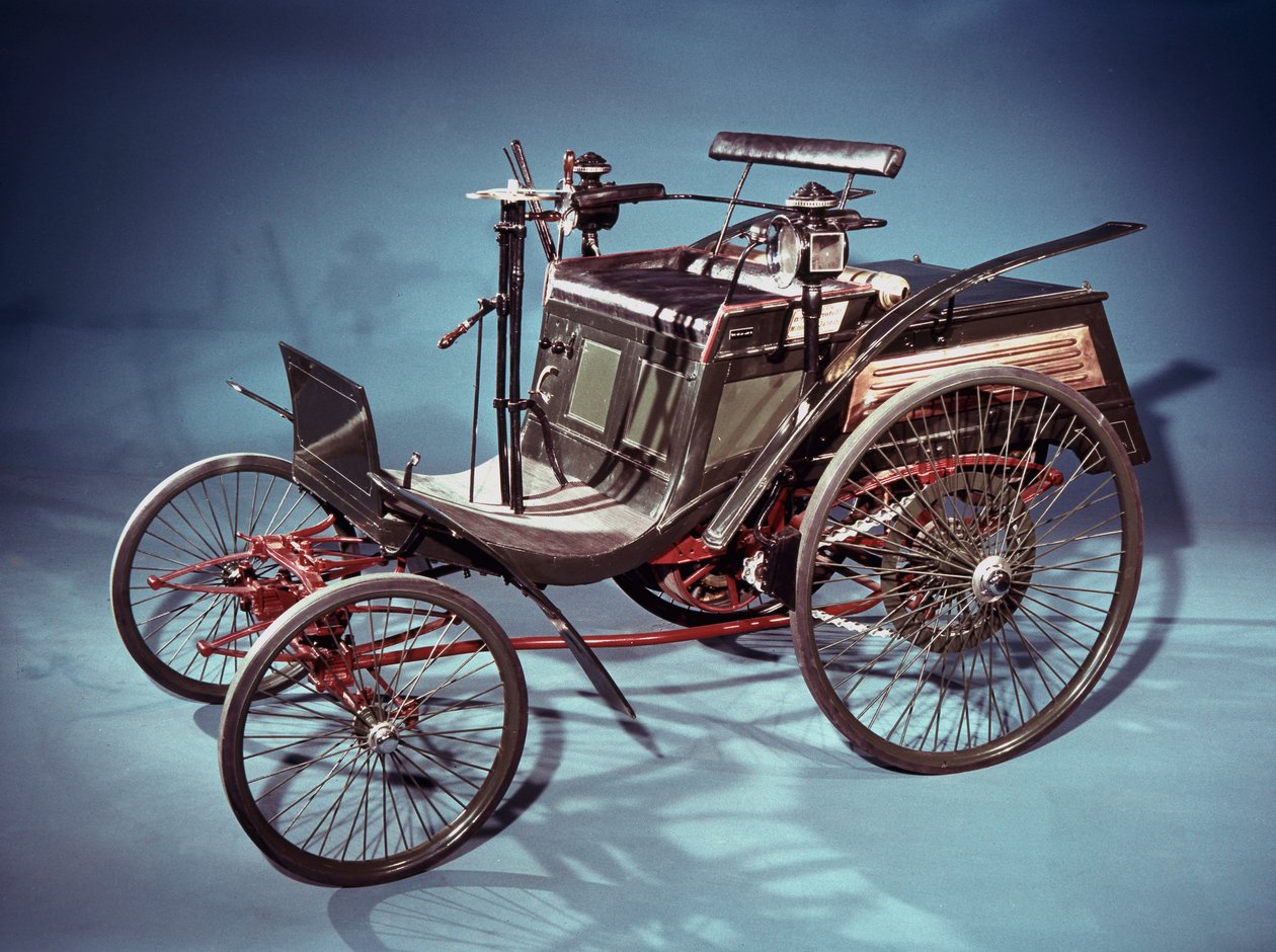 後部エンジンベンツベロ車、ドイツ、1894 作： 不明