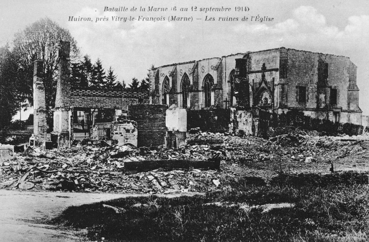 台無しにされた教会、ウイロン、フランス、マルヌの戦い、第一次世界大戦、1914 作： 不明