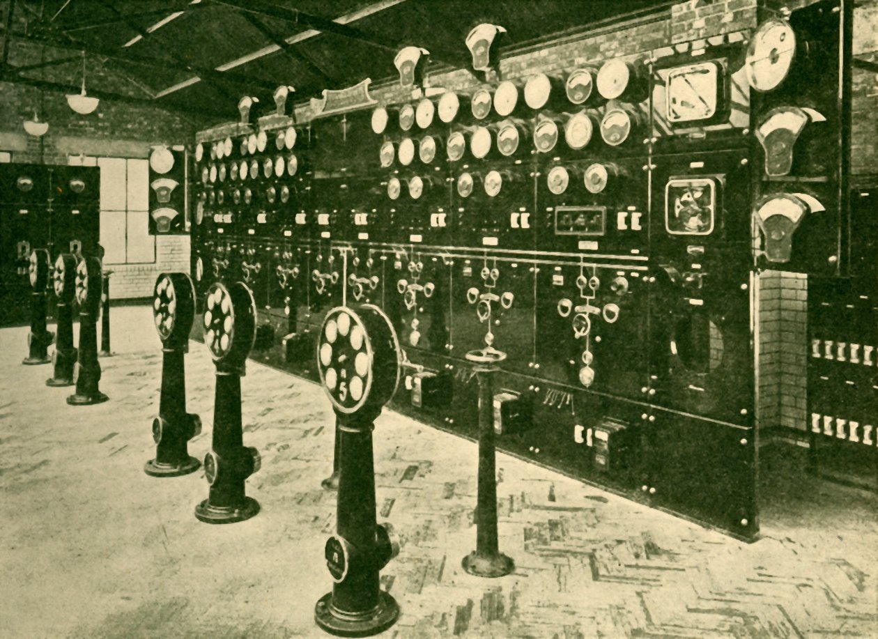 1930年のメトロポリタン鉄道の発電所の配電盤のセクション。 作： 不明