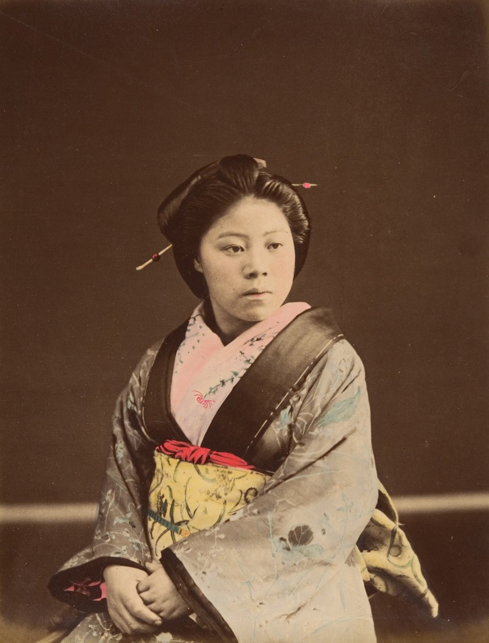 1870 年代の横浜の有名な茶屋の娘、シン。 作： 不明