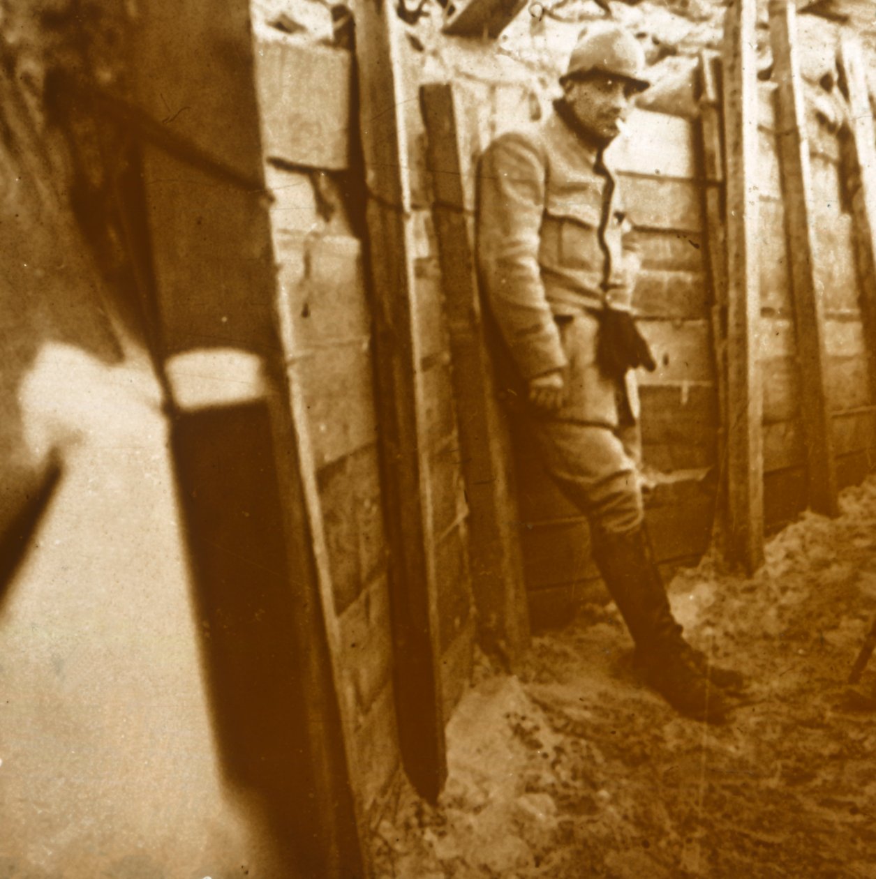 塹壕の兵士、c1914-c1918 作： 不明