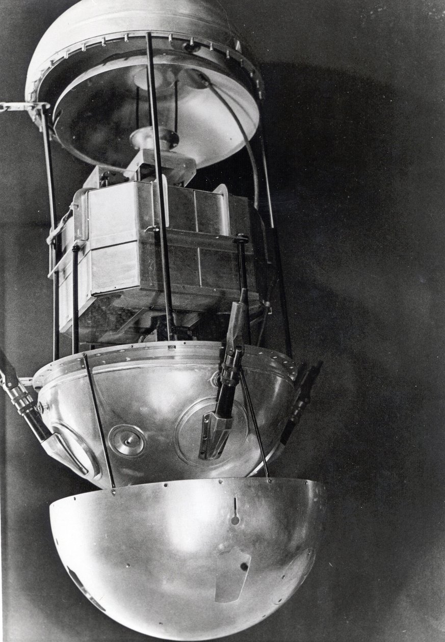 スプートニク1、ロシアの衛星、1957 作： 不明