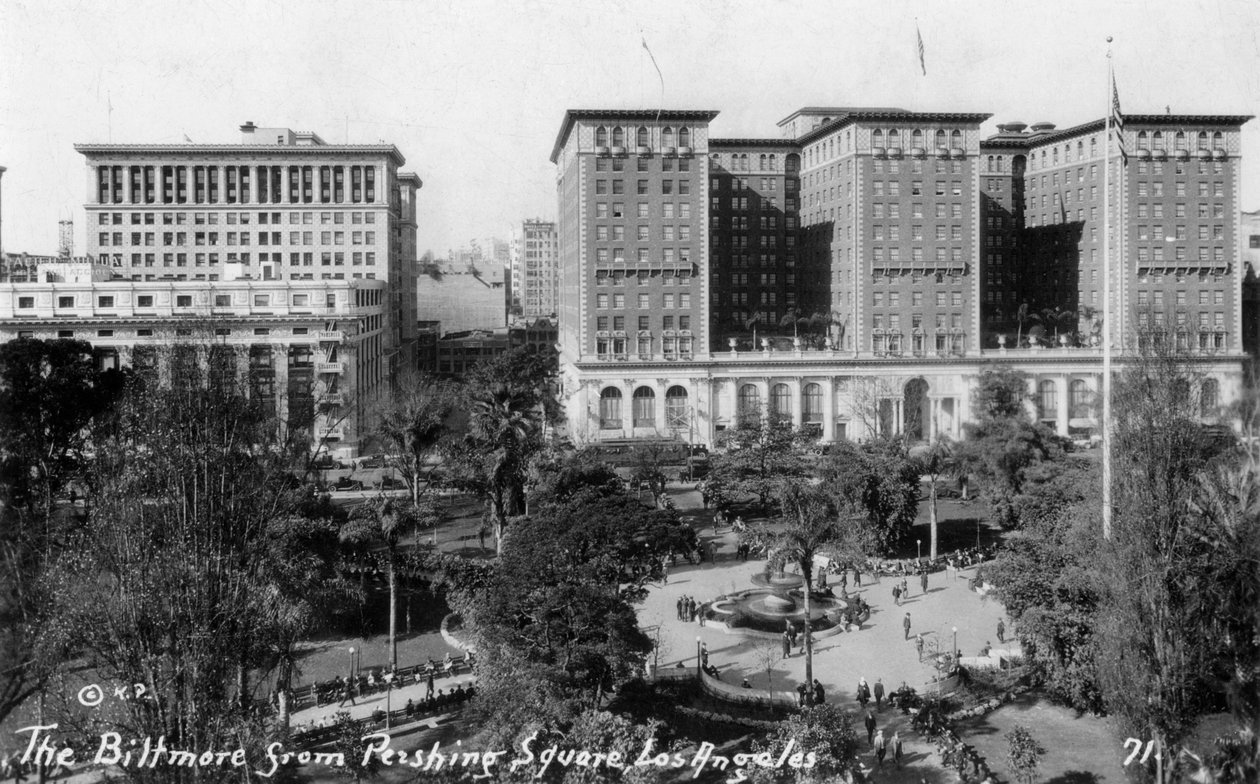 米国カリフォルニア州ロサンゼルスのパーシングスクエアのビルトモア、c1933 作： 不明